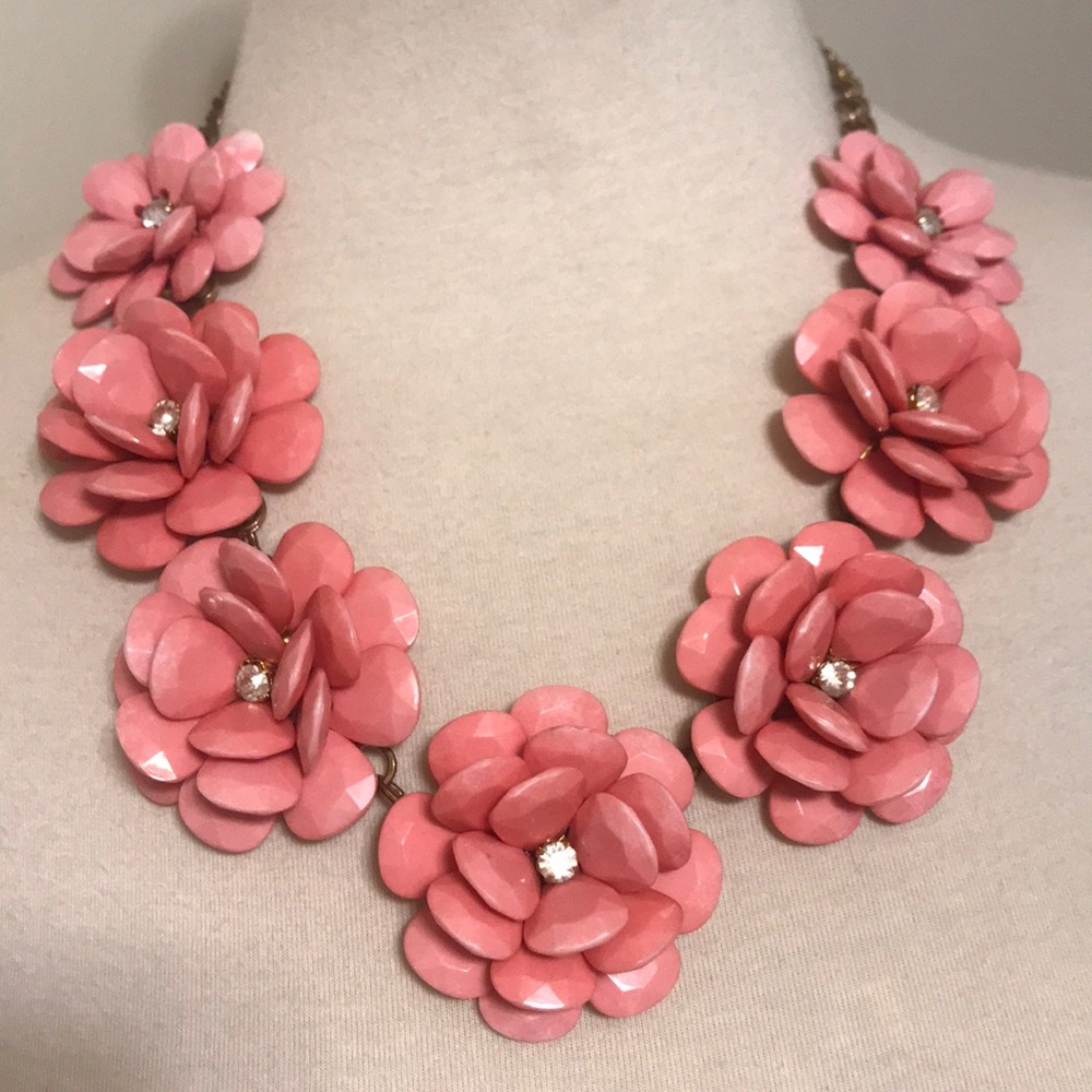 Pink flower necklace